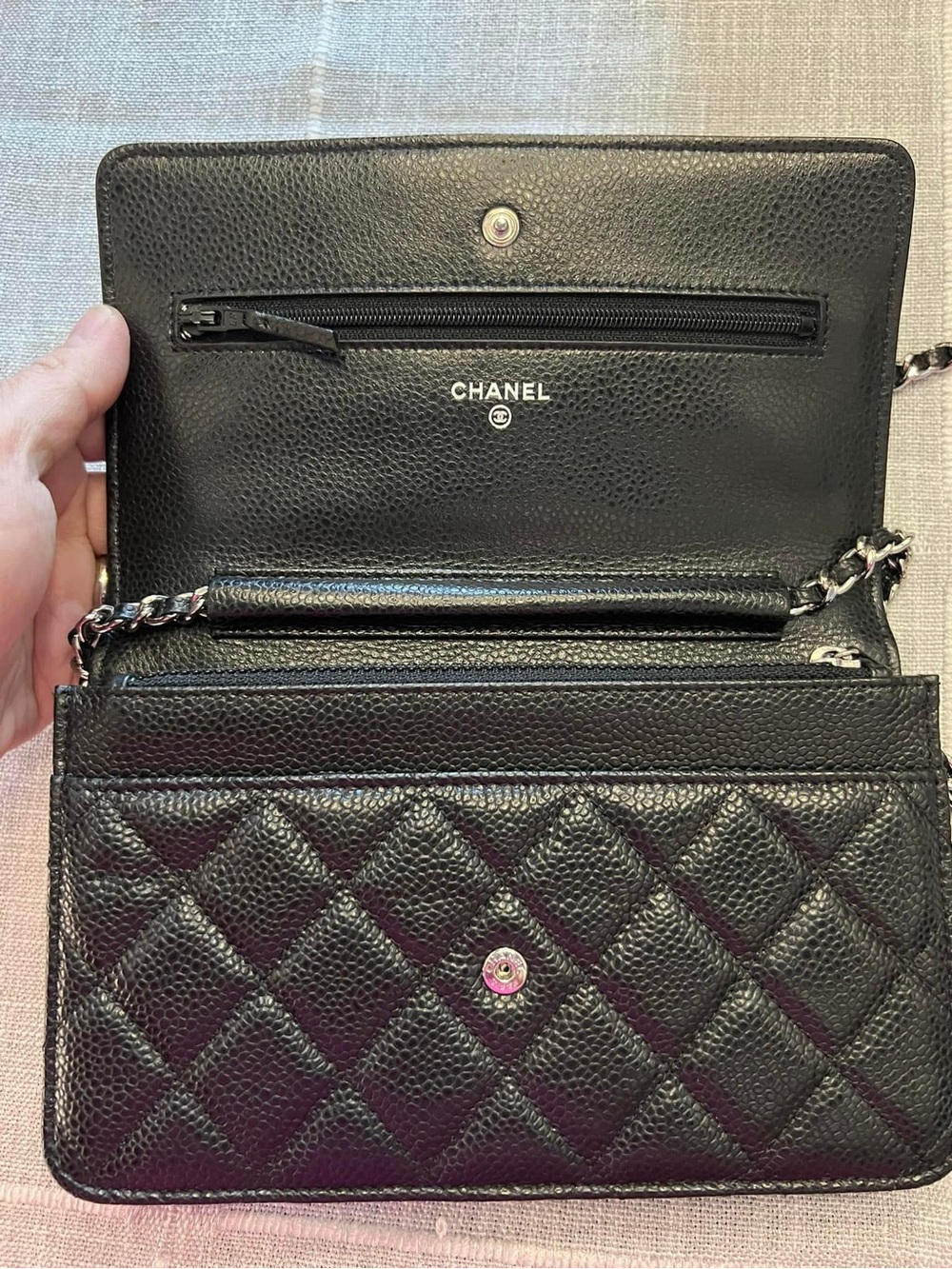 CHANEL Black Quilted Leather Caviar Chain WOC - Picture 5 of 6